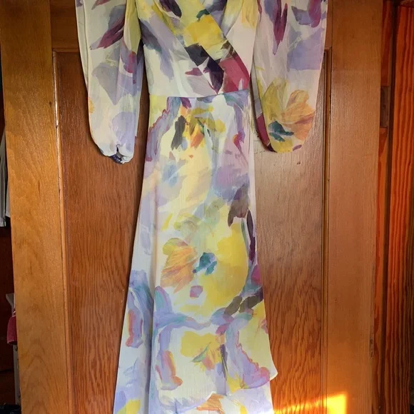 DKNY Women's Dress Size 4 - Picture 3 of 6